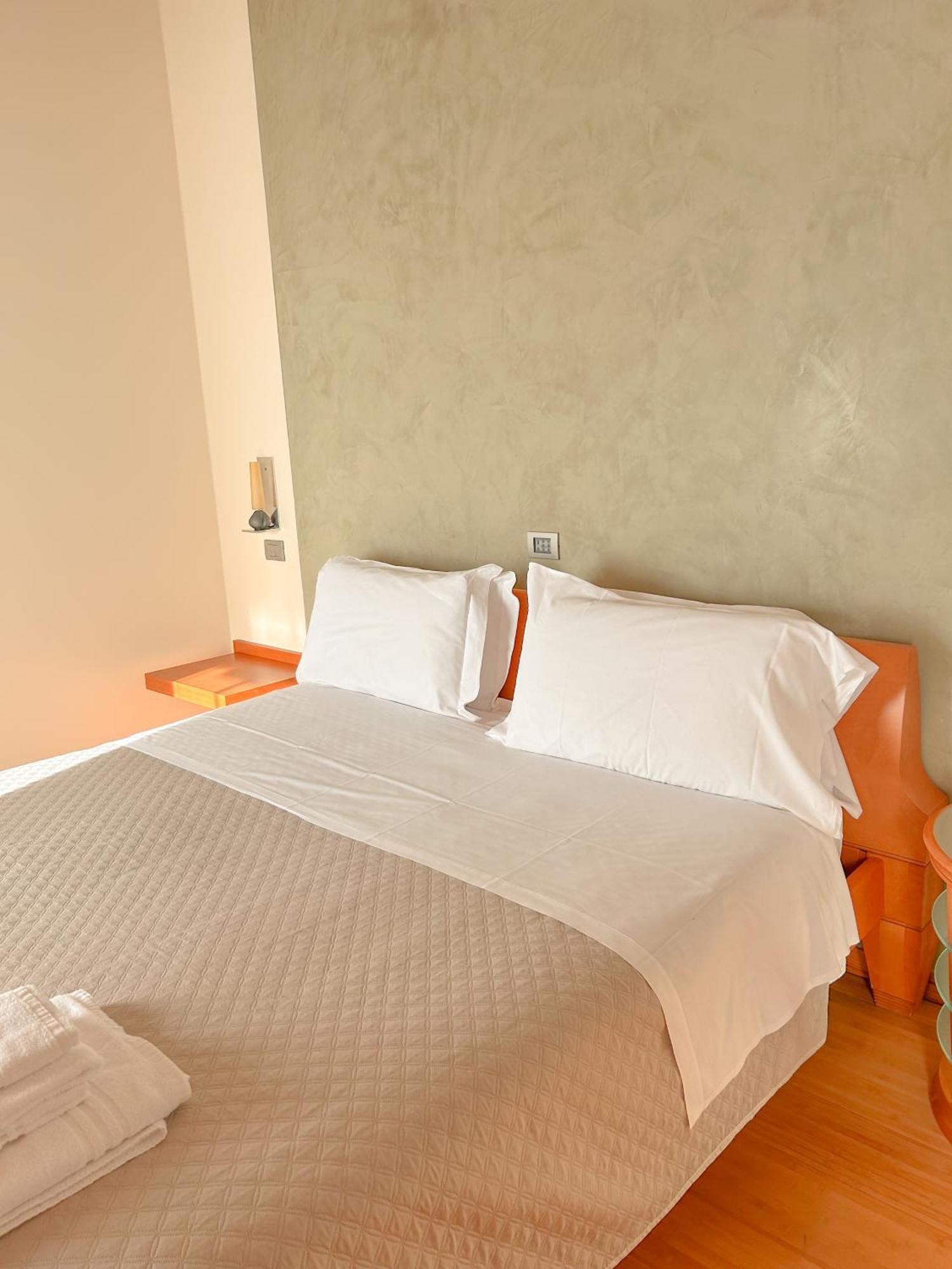 Hotel Della Torre 1850 Ponte San Marco Ngoại thất bức ảnh